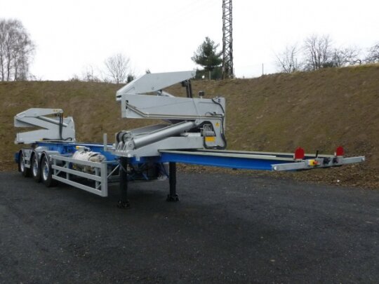 Pojazdy kontenerowe z&nbsp;żurawiami przeładunkowymi